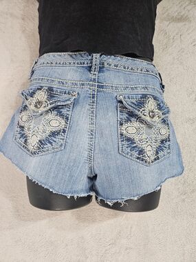 Embellished Light Blue Denim Women’s Shorts